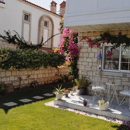 Muejde Alacati 호텔 Çeşme