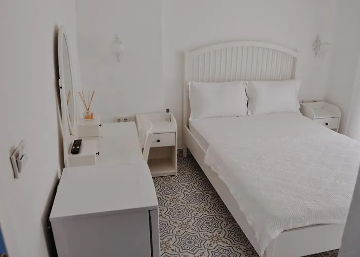 Muejde Alacati * Çeşme