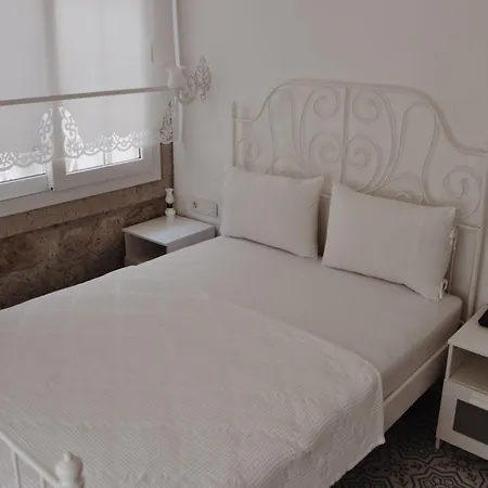 Muejde Alacati Hotel *