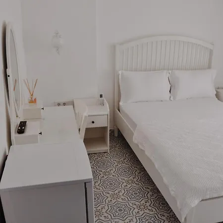 Müjde Alaçatı * Çeşme