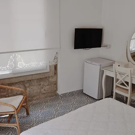 Muejde Alacati Hotel *