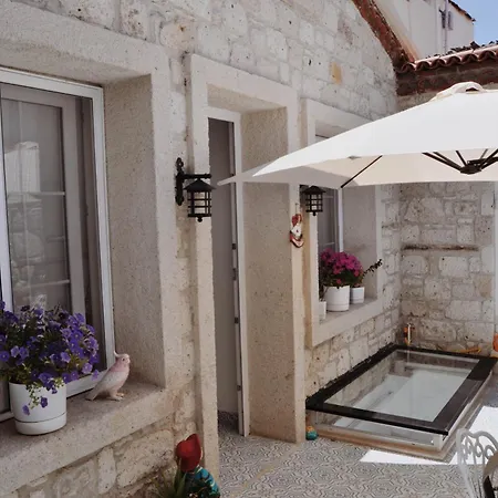 Muejde Alacati Hotel