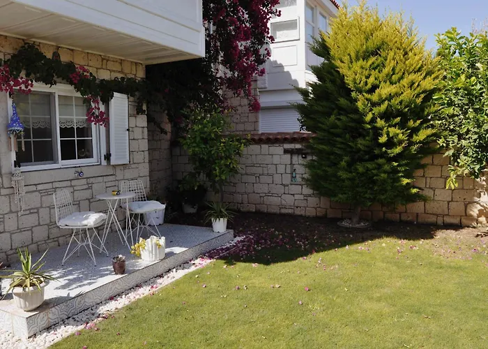 Müjde Alaçatı Hotel *